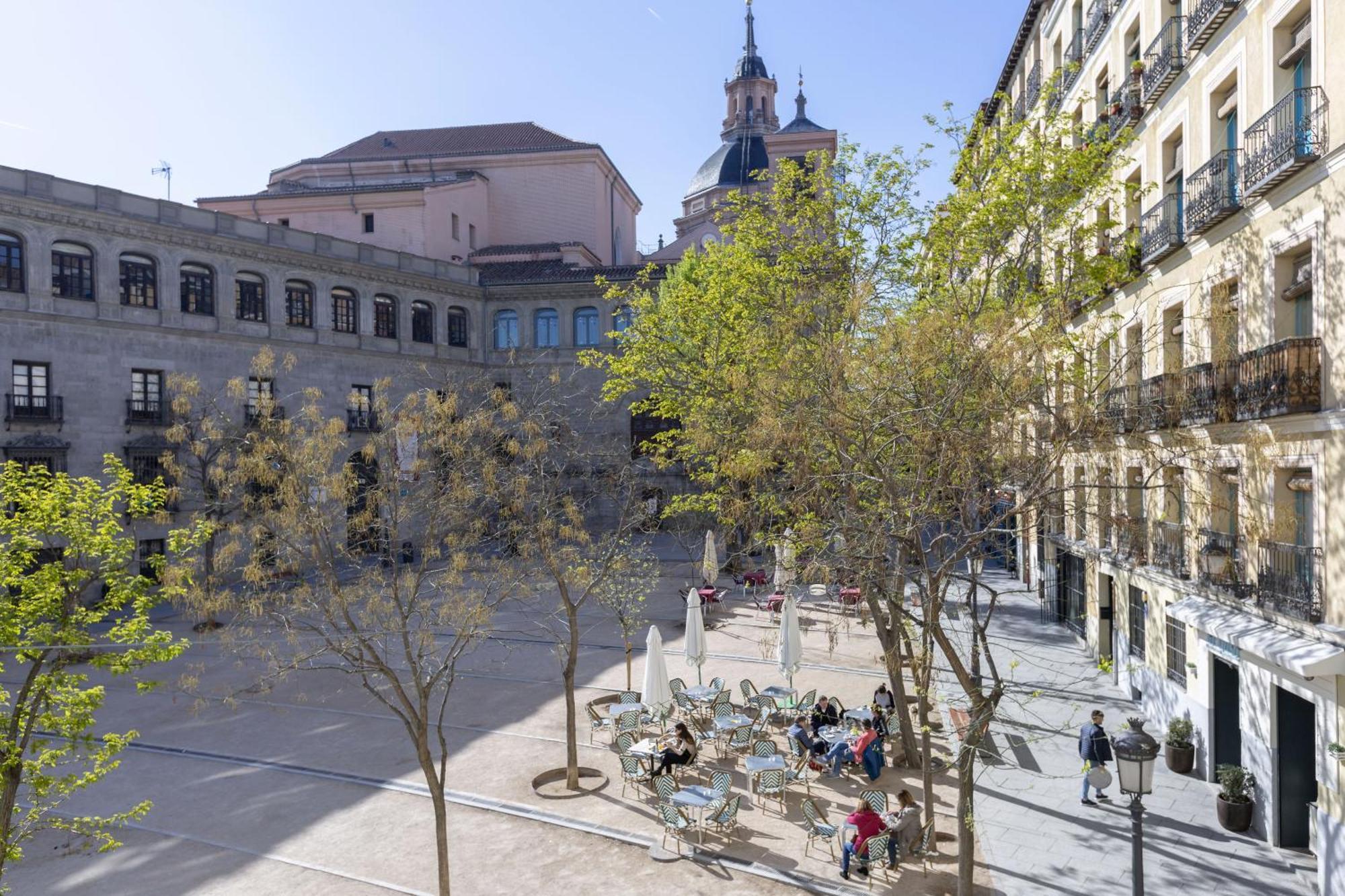 Precioso Apt En La Plaza De La Paja Latina Мадрид Екстериор снимка