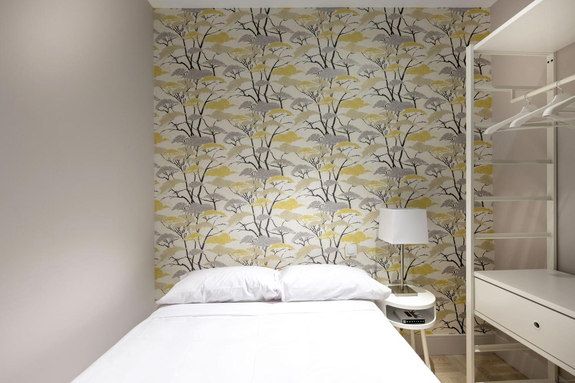 Precioso Apt En La Plaza De La Paja Latina Мадрид Екстериор снимка