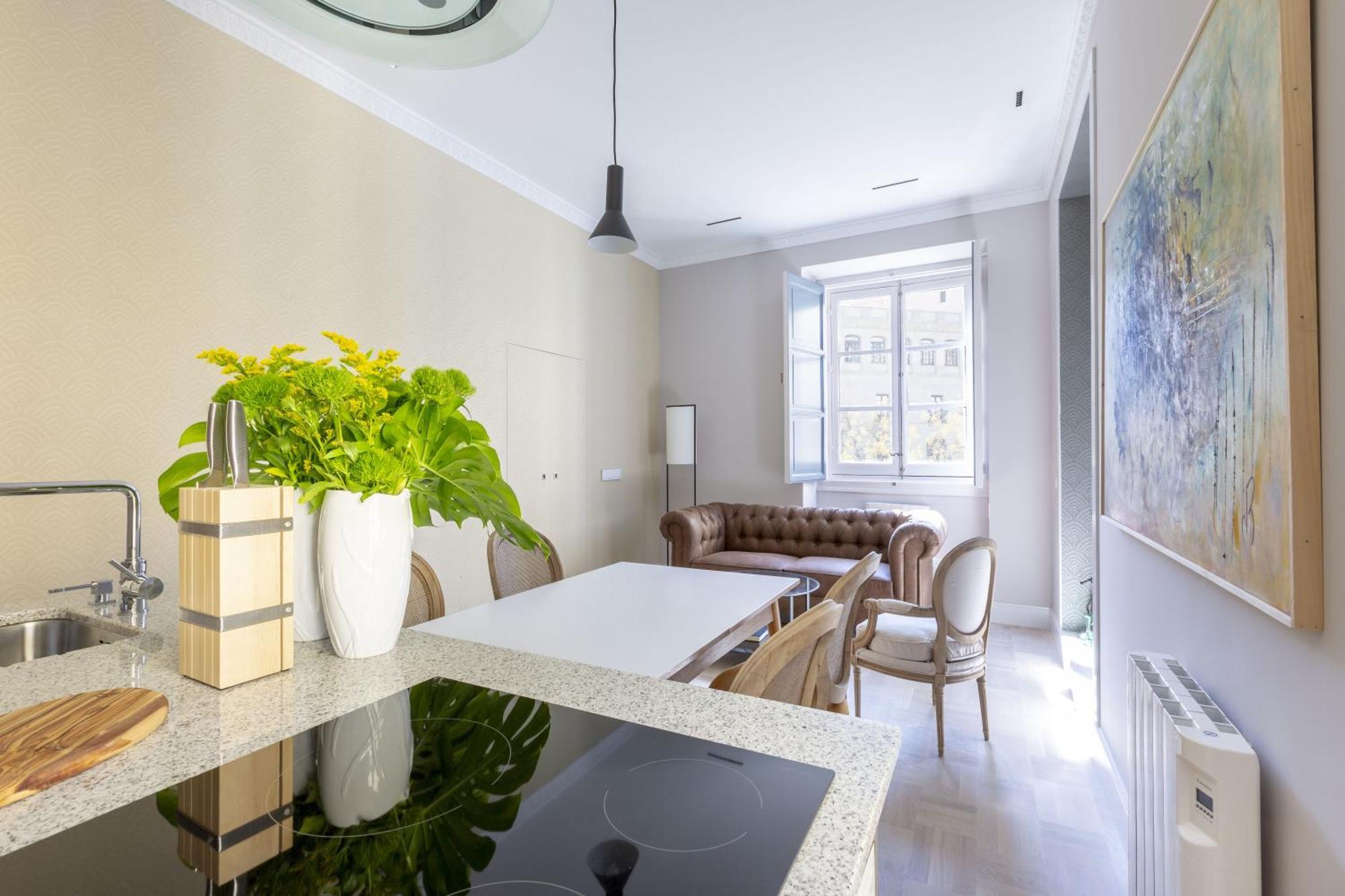 Precioso Apt En La Plaza De La Paja Latina Мадрид Екстериор снимка